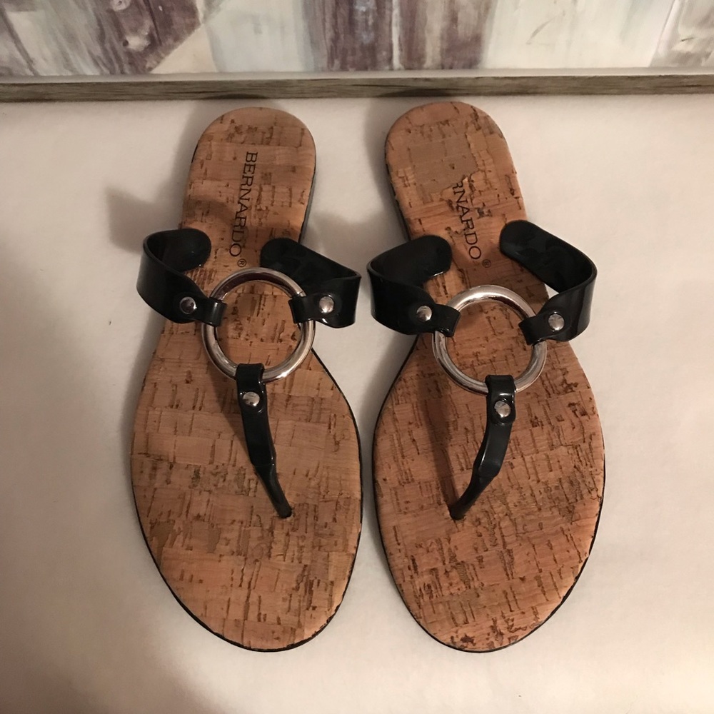 Bernardo Sandals Size 8